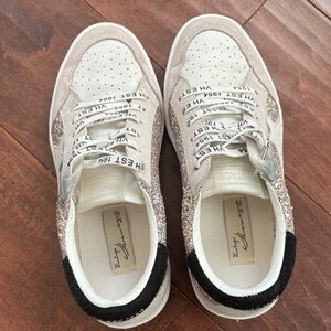 Stylish Glittery Women's Sneakers